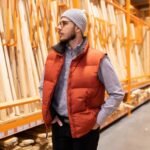 a carpenter in a lumber hardware store chooses woo lemc3